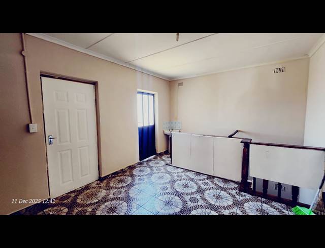 8 BEDROOM HOUSE FOR SALE IN NORTHDALE